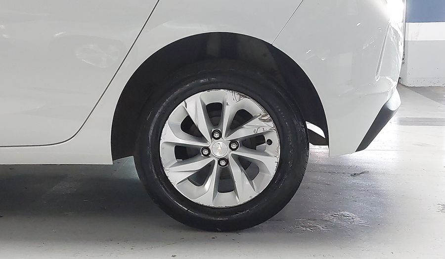 Chevrolet Onix 1.0 LT Hatchback 2023
