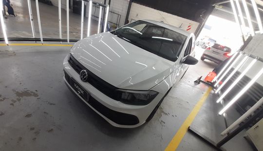Volkswagen • Polo