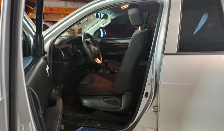 Toyota Hilux 2.4 TDI DX C/D AUTO Pickup 2025