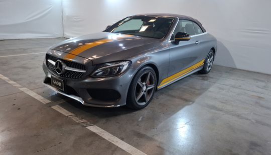 Mercedes Benz • Clase C