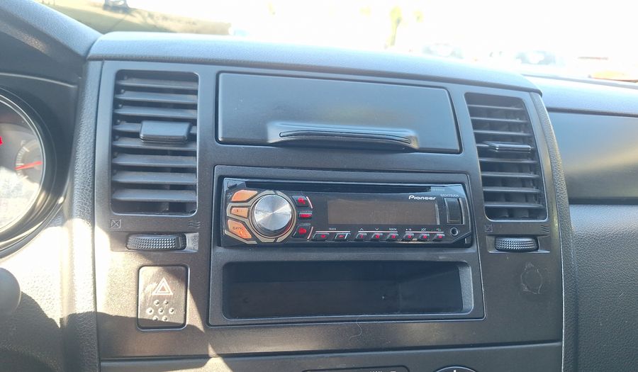 Nissan Tiida 1.6 S AC Sedan 2014