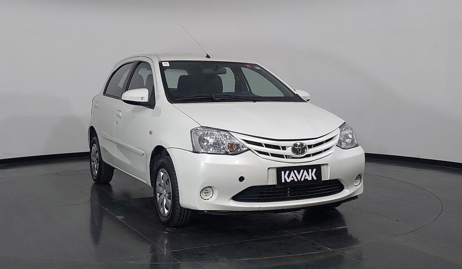 Toyota Etios 1.5 T-FLEX XS Hatchback 2016