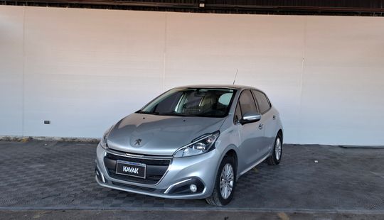 Peugeot • 208