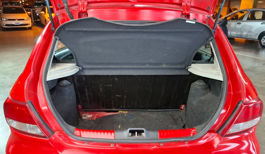Volkswagen Gol Trend 1.6 PACK I Hatchback 2012