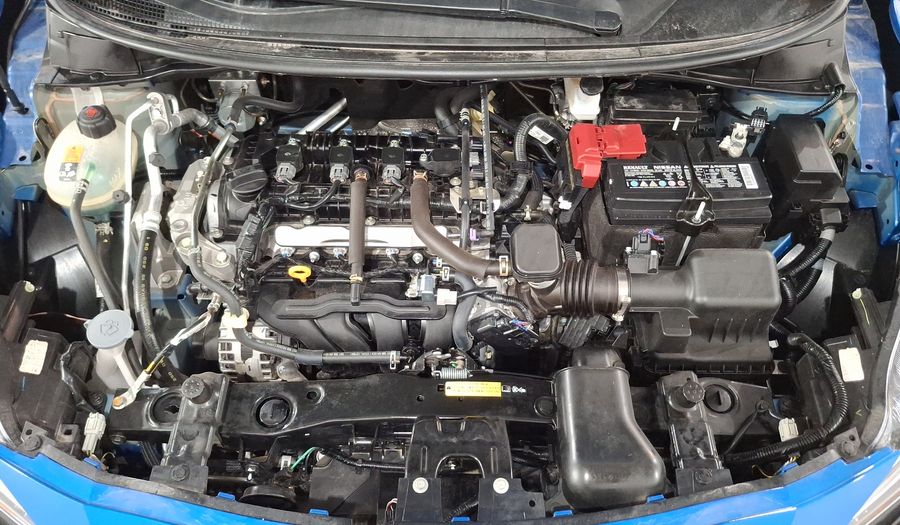 Nissan Versa 1.6 ADVANCE CVT Sedan 2025