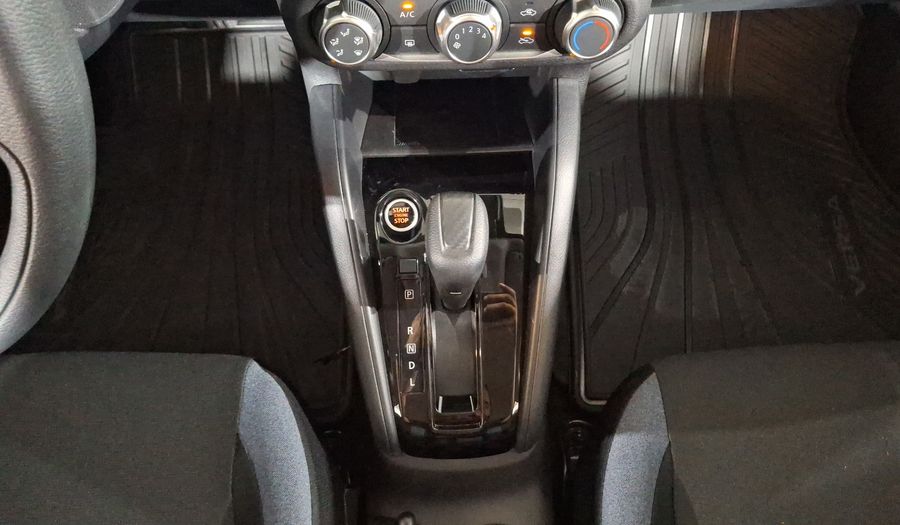 Nissan Versa 1.6 ADVANCE CVT Sedan 2025