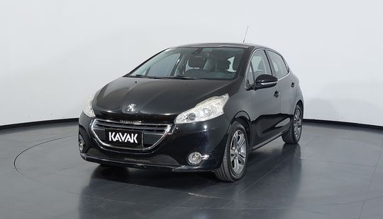 Peugeot • 208
