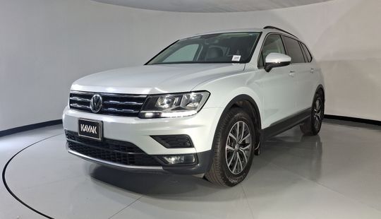 Volkswagen • Tiguan