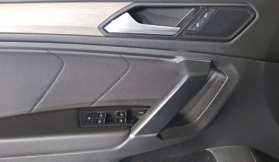 Volkswagen Tiguan 1.4 COMFORTLINE PIEL DCT Suv 2018