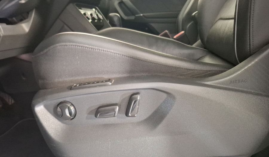 Volkswagen Tiguan 1.4 COMFORTLINE PIEL DCT Suv 2018