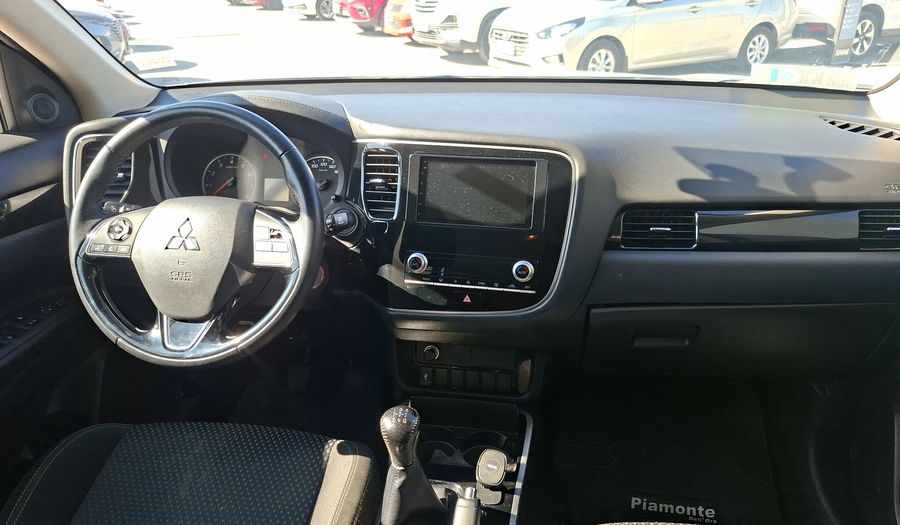 Mitsubishi Outlander 2.0 Suv 2022