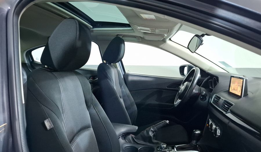 Mazda 3 2.5 SEDÁN S TA Sedan 2015