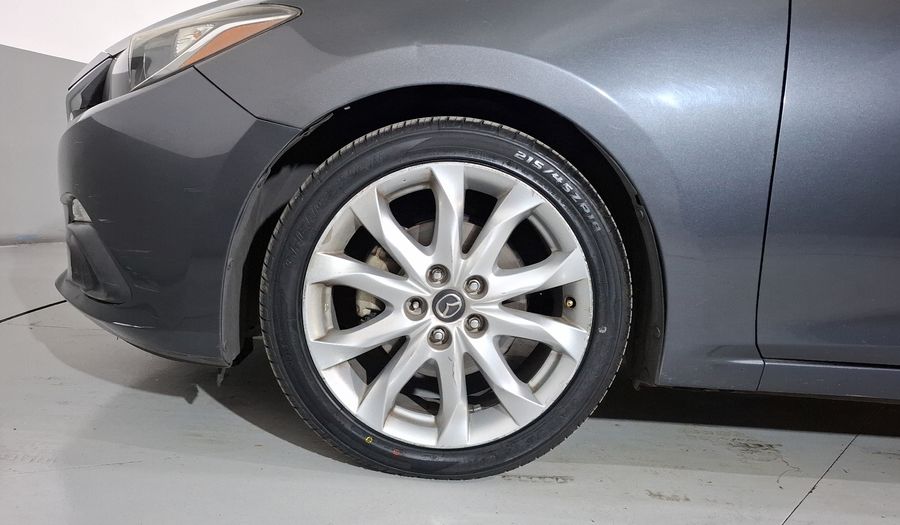 Mazda 3 2.5 SEDÁN S TA Sedan 2015