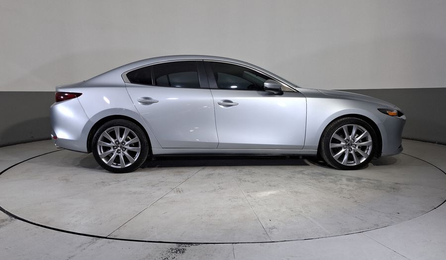 Mazda 3 2.5 I SPORT AUTO Sedan 2022