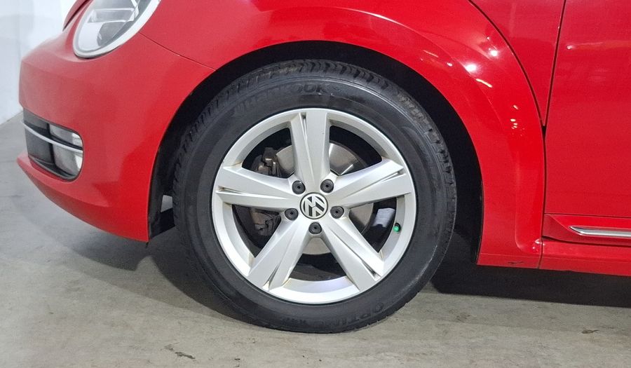 Volkswagen Beetle 2.5 SPORT TIPTRONIC Hatchback 2015