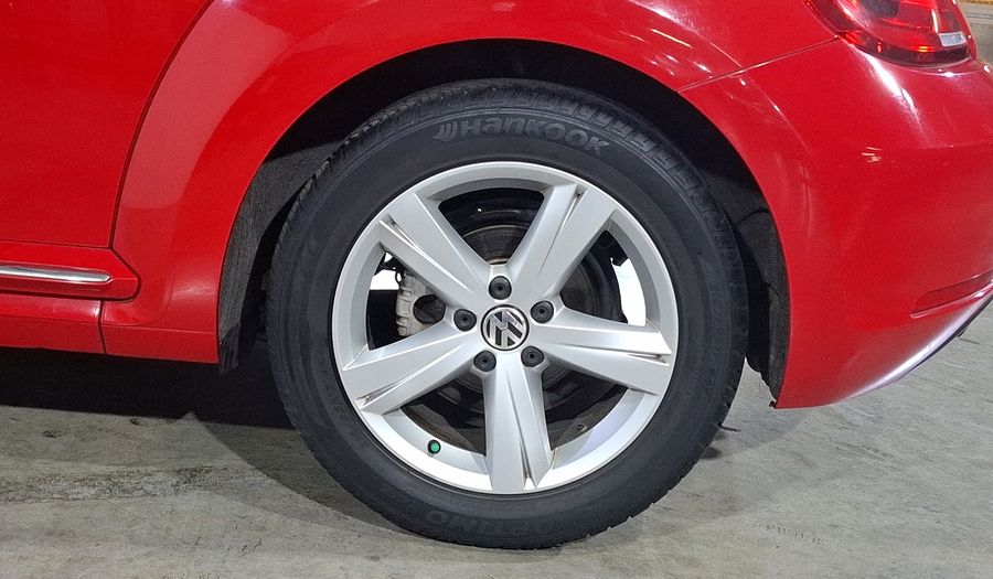 Volkswagen Beetle 2.5 SPORT TIPTRONIC Hatchback 2015