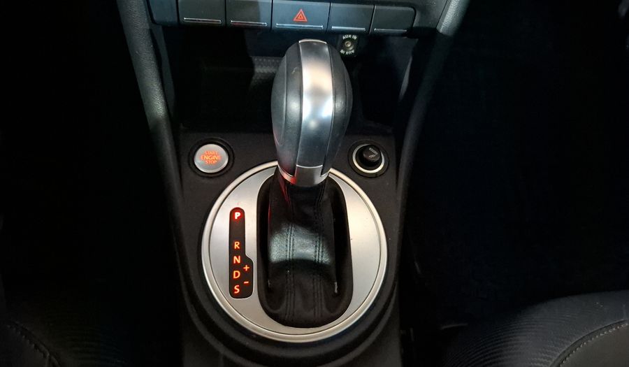 Volkswagen Beetle 2.5 SPORT TIPTRONIC Hatchback 2015