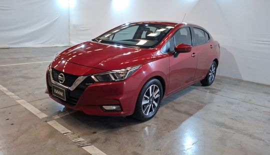 2022 • 13,614 km • Automático