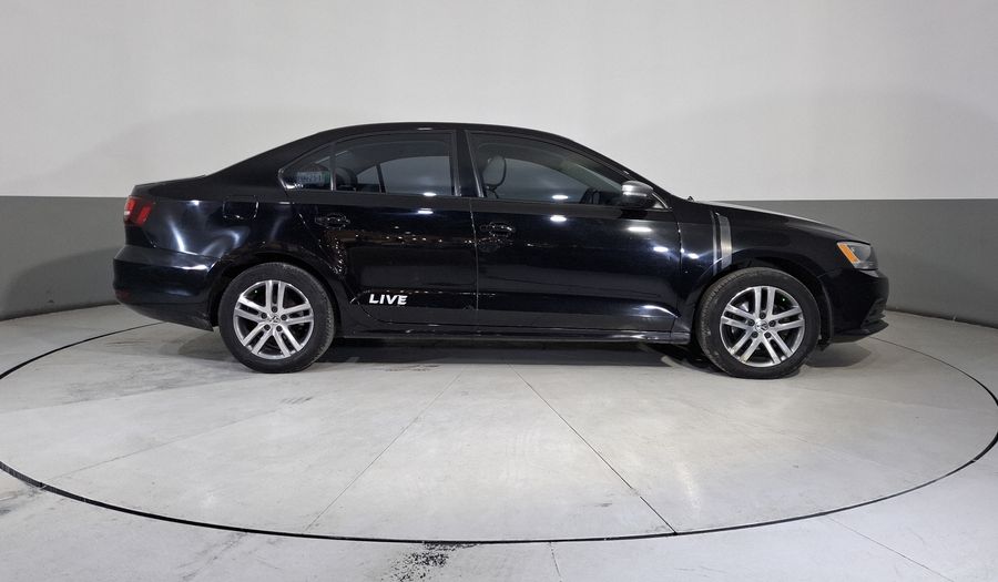 Volkswagen Jetta 2.0 LIVE TIP. Sedan 2016
