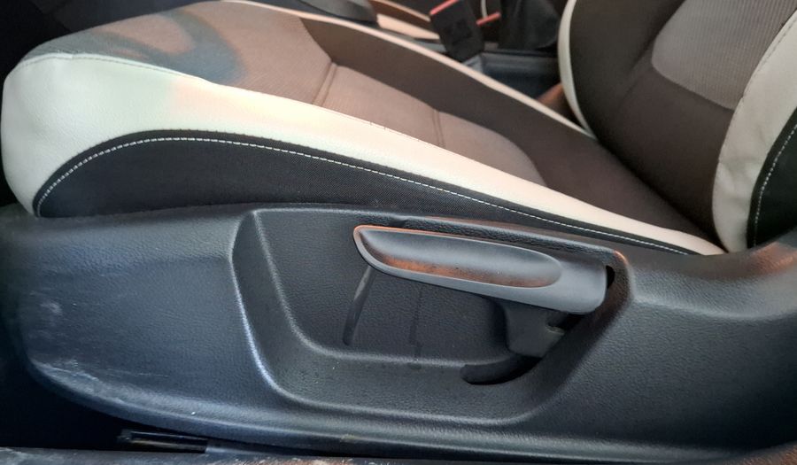 Volkswagen Jetta 2.0 LIVE TIP. Sedan 2016