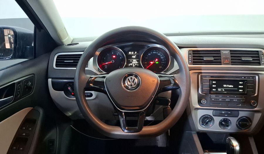 Volkswagen Jetta 2.0 LIVE TIP. Sedan 2016