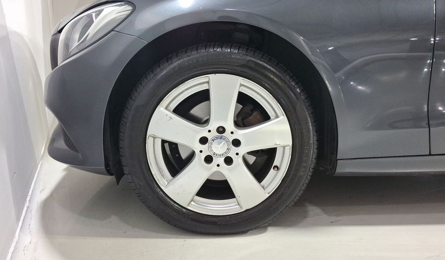 Mercedes Benz Clase C 1.6 180 CGI AT Sedan 2015