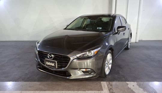 Mazda • Mazda 3