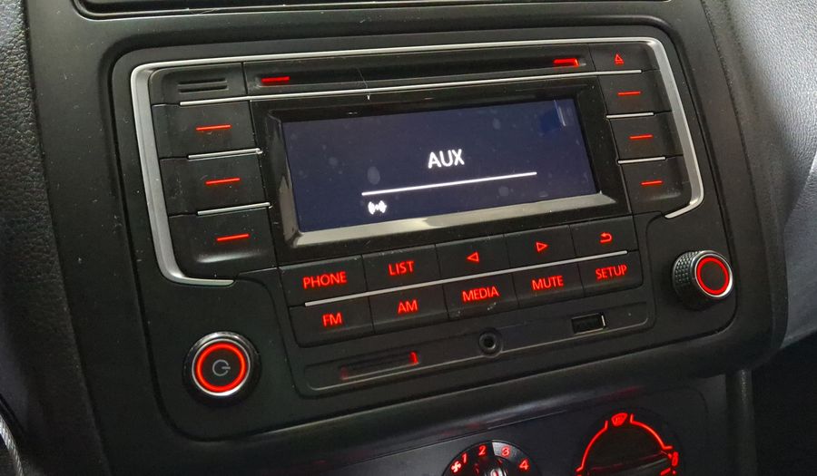 Volkswagen Polo 1.6 STARTLINE AUTO Hatchback 2020