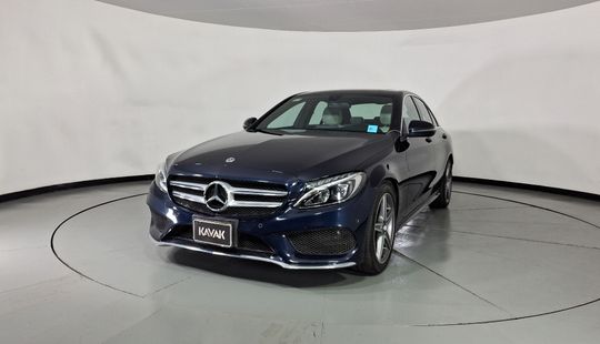 Mercedes Benz • Clase C