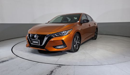 Nissan • Sentra
