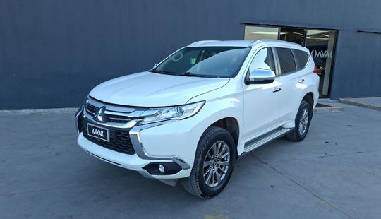 Mitsubishi • Montero Sport