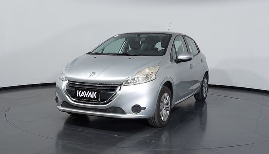 Peugeot • 208