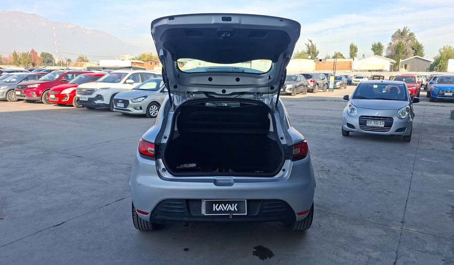Renault Clio 0.9T AUTHENTIQUE Hatchback 2021