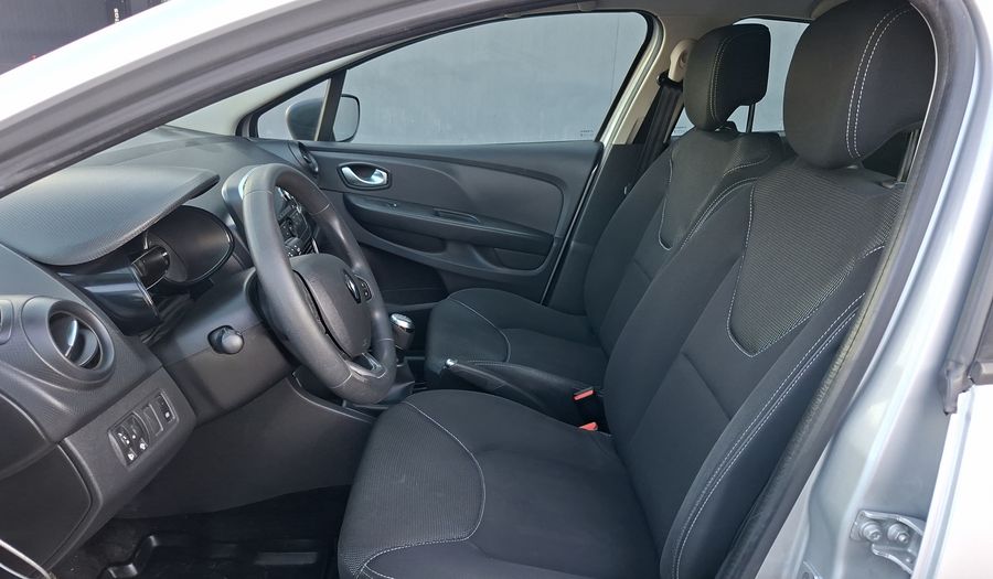 Renault Clio 0.9T AUTHENTIQUE Hatchback 2021