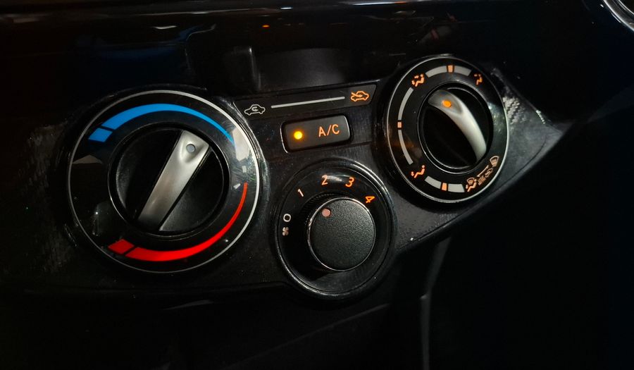 Toyota Etios 1.5 X Sedan 2023