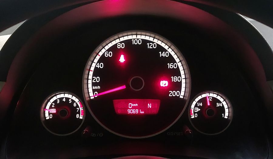 Volkswagen Up 1.0 12V E-FLEX MOVE UP! I-MOTION Hatchback 2015