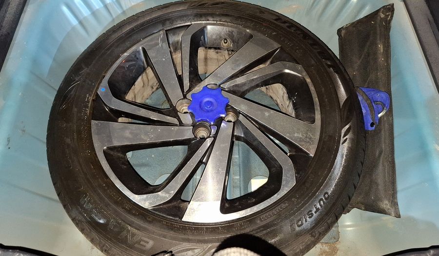 Toyota Raize 1.0 XLE BITONO CVT Suv 2023