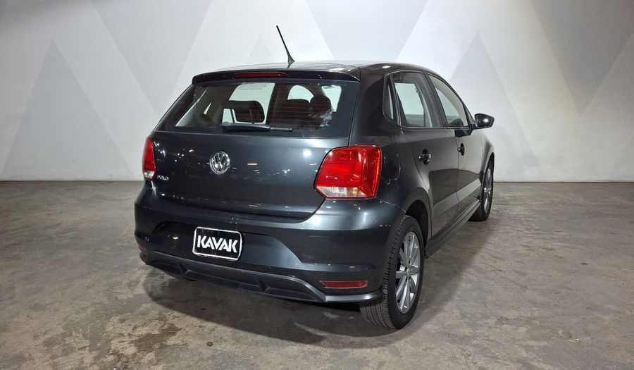 Volkswagen Polo 1.6 COMFORTLINE PLUS AUTO Hatchback 2021