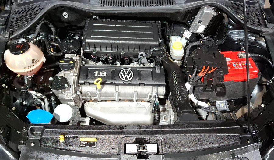 Volkswagen Polo 1.6 COMFORTLINE PLUS AUTO Hatchback 2021