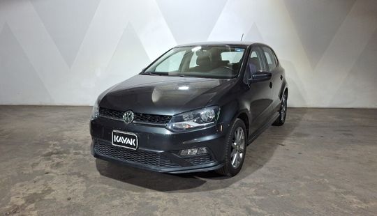 Volkswagen • Polo
