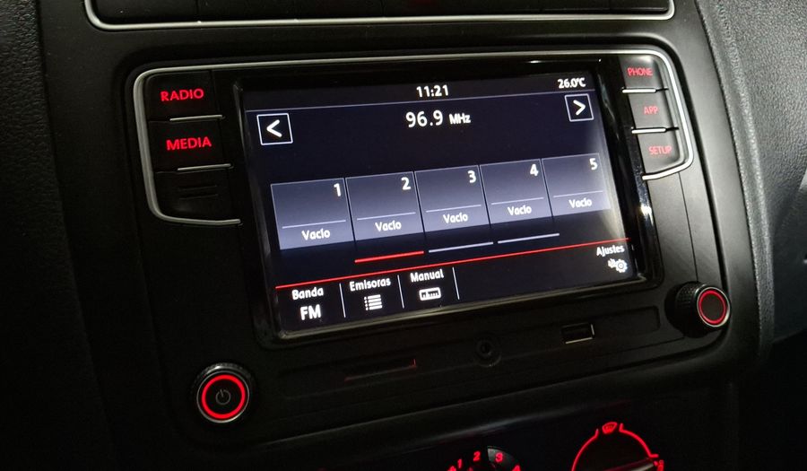 Volkswagen Polo 1.6 COMFORTLINE PLUS AUTO Hatchback 2021