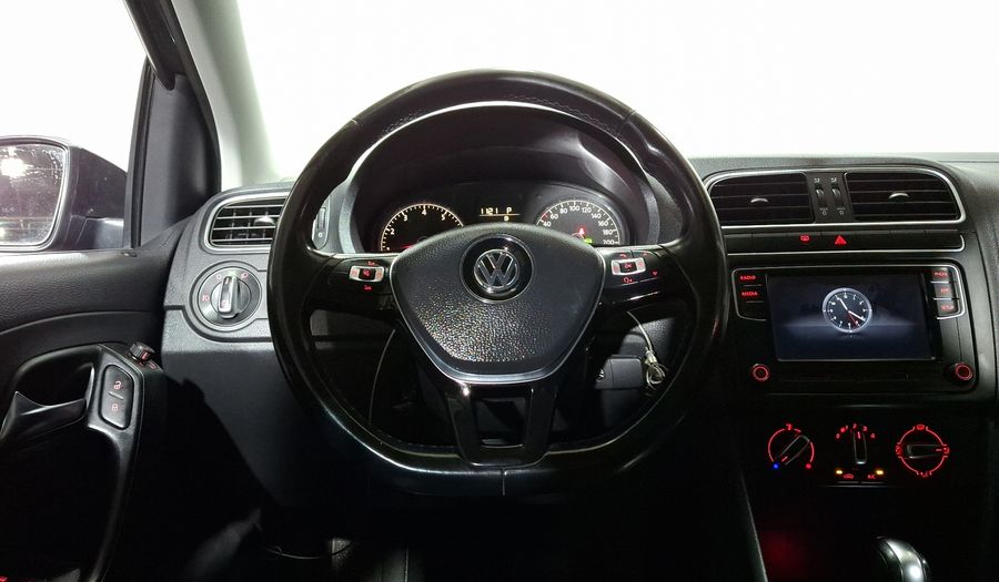 Volkswagen Polo 1.6 COMFORTLINE PLUS AUTO Hatchback 2021