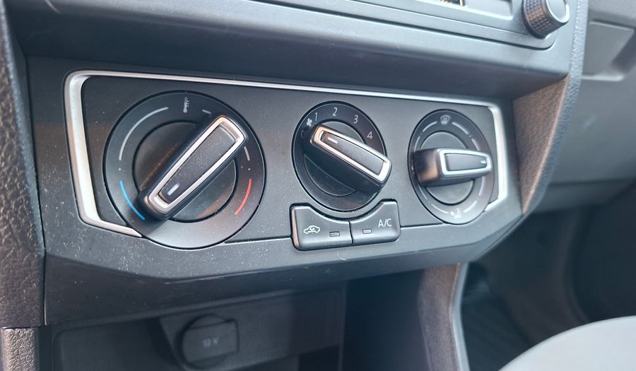 Volkswagen Gol 1.6 AUTO HIGHLINE Hatchback 2022