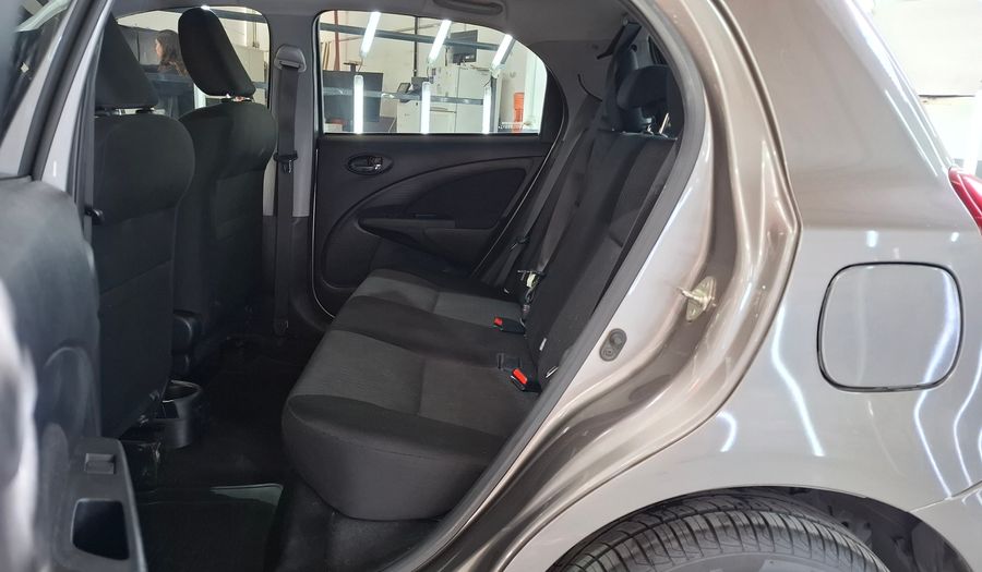 Toyota Etios 1.5 XLS Hatchback 2019
