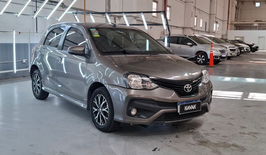 Toyota Etios 1.5 XLS Hatchback 2019