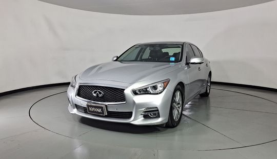 Infiniti • Q50