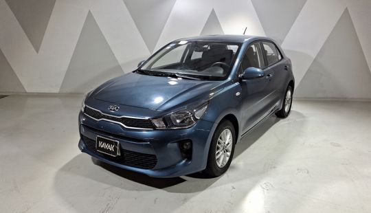 2020 • 51,606 km • Automático