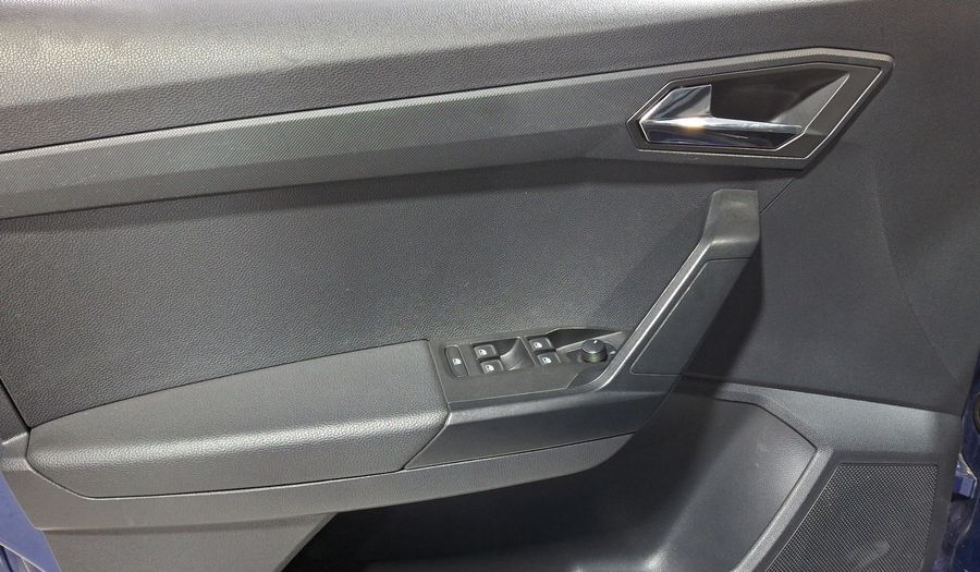 Seat Arona 1.6 STYLE AUTO Suv 2021