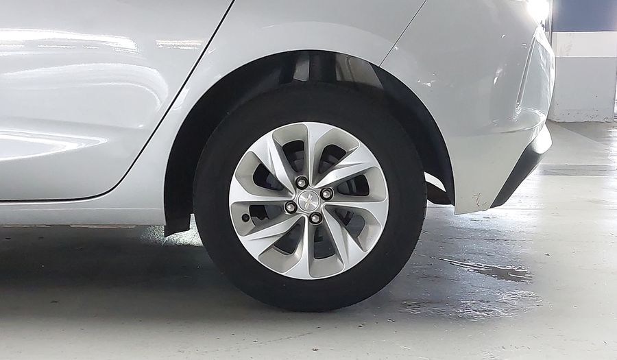 Chevrolet Onix 1.0 TURBO LTZ AUTO Hatchback 2020