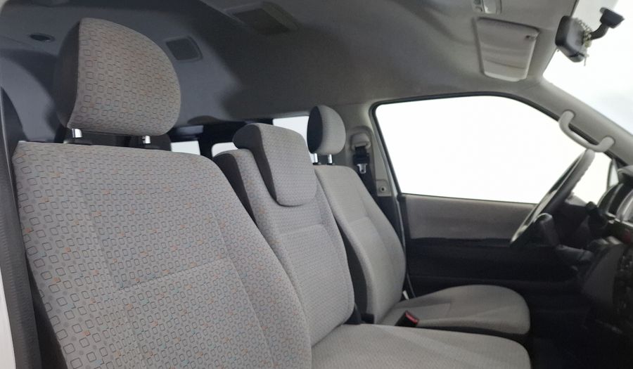Toyota Hiace 2.7 COMMUTER S-LONG Van 2017